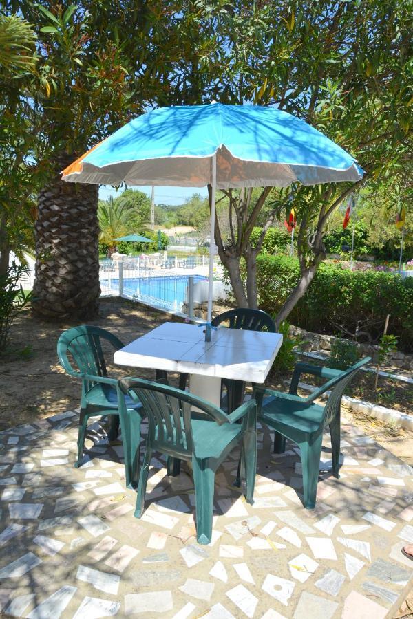 Villa Belinha - Guest House Quarteira Exterior photo